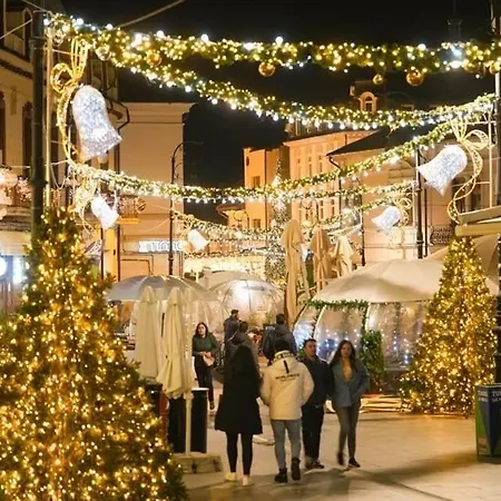 Glamour Ultracentral * Craiova