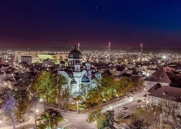 Glamour Ultracentral Апартаменты Крайова