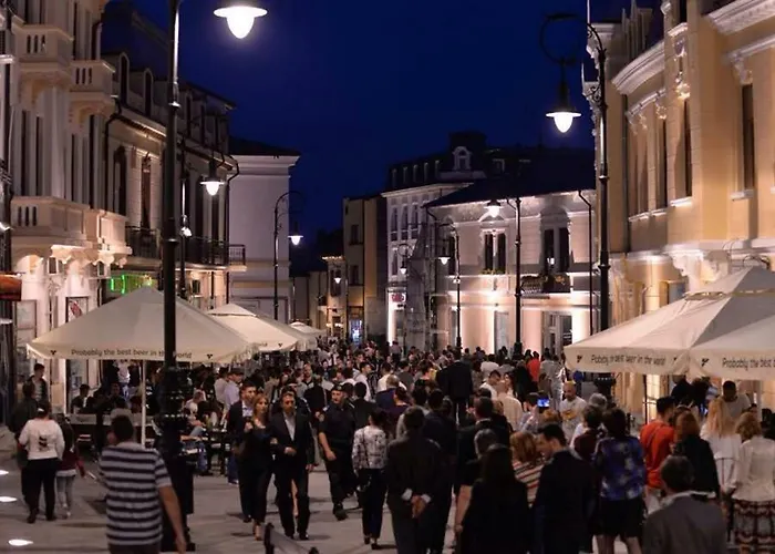 Glamour Ultracentral Крайова