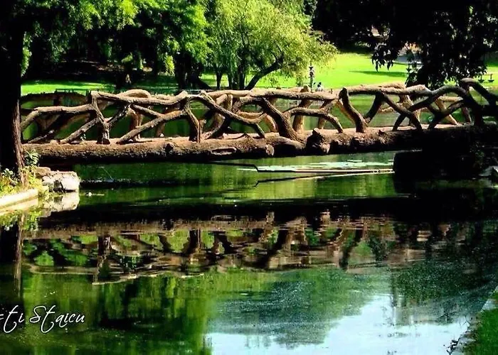 Glamour Ultracentral Крайова